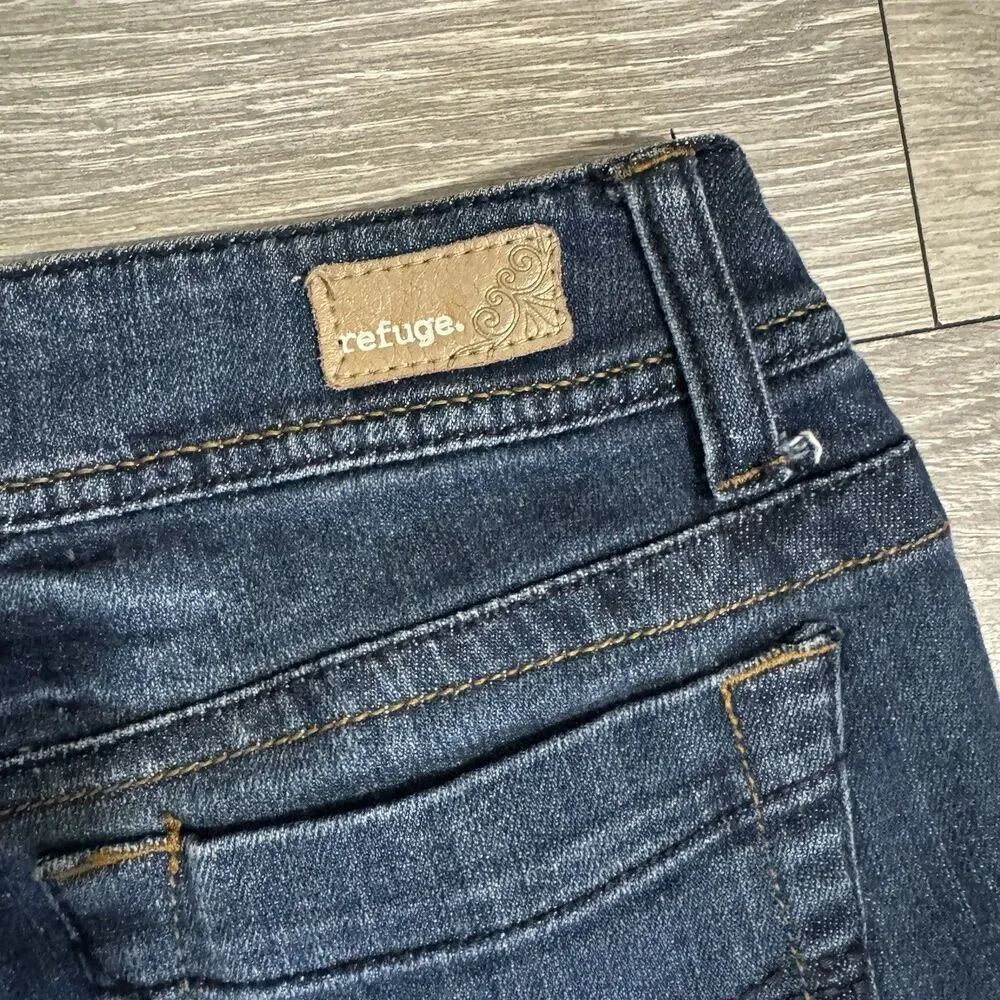 Refuge Women Blue Wide Flared‎ Leg Short Rise Y2K Size 7S